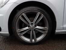Volkswagen Golf TDI R-Line - U10021