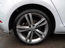 Volkswagen Golf TDI R-Line - U10021