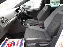 Volkswagen Golf TDI R-Line - U10021