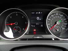 Volkswagen Golf TDI R-Line - U10021