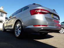 Skoda Superb TDI SE Technology - U10122