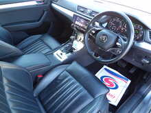 Skoda Superb TDI SE Technology - U10122