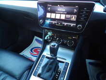 Skoda Superb TDI SE Technology - U10122