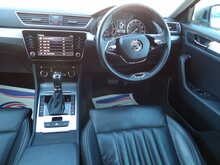 Skoda Superb TDI SE Technology - U10122