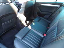 Skoda Superb TDI SE Technology - U10122