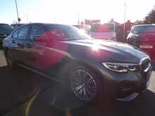 BMW 3 Series 330e M Sport - U10164