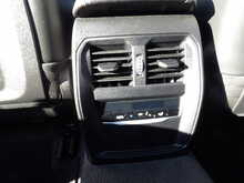 BMW 3 Series 330e M Sport - U10164