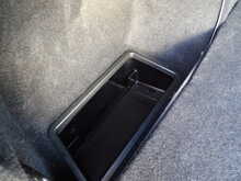 BMW 3 Series 330e M Sport - U10164