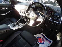 BMW 3 Series 330e M Sport - U10164