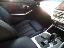 BMW 3 Series 330e M Sport - U10164
