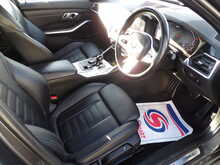 BMW 3 Series 330e M Sport - U10164