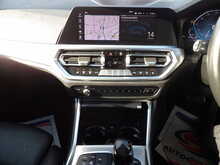 BMW 3 Series 330e M Sport - U10164