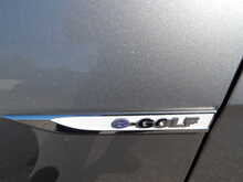 Volkswagen e-Golf e-Golf - U10197