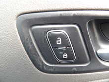 Ford Transit Connect 240 EcoBlue Limited - U10203