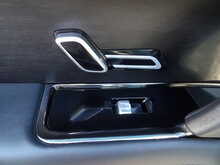 Land Rover Range Rover Sport D350 MHEV Autobiography - U10206