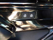 Land Rover Range Rover Sport D350 MHEV Autobiography - U10206