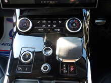 Land Rover Range Rover Sport D350 MHEV Autobiography - U10206