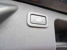 Land Rover Discovery Sport SD4 HSE Luxury - U10233