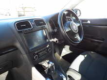 Volkswagen Golf TSI SE - U10292