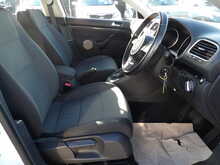 Volkswagen Golf TSI SE - U10292