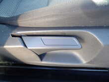 Volkswagen Golf TSI SE - U10292