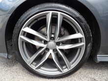 Audi A6 Saloon TDI ultra Black Edition - U10296