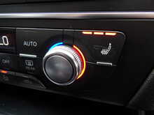 Audi A6 Saloon TDI ultra Black Edition - U10296