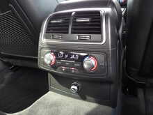 Audi A6 Saloon TDI ultra Black Edition - U10296