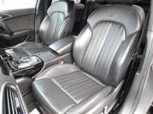 Audi A6 Saloon TDI ultra Black Edition - U10296