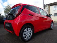 Toyota AYGO VVT-i x - U10304