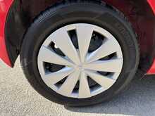 Toyota AYGO VVT-i x - U10304