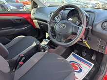 Toyota AYGO VVT-i x - U10304