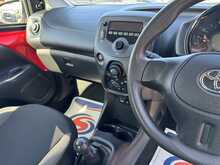 Toyota AYGO VVT-i x - U10304