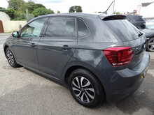 Volkswagen Polo TSI Active - U10315