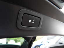 Jaguar I-PACE 400 SE - U10323