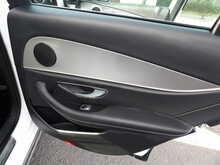 Mercedes-Benz E Class E220d SE - U10394