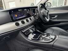 Mercedes-Benz E Class E220d SE - U10394
