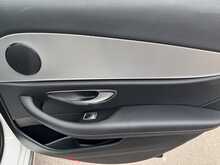 Mercedes-Benz E Class E220d SE - U10394