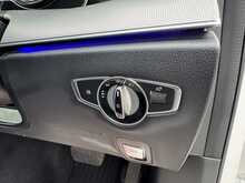 Mercedes-Benz E Class E220d SE - U10394