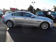 Jaguar XE i Prestige - U10424
