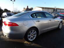 Jaguar XE i Prestige - U10424