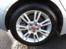 Jaguar XE i Prestige - U10424