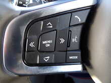 Jaguar XE i Prestige - U10424