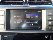 Jaguar XE i Prestige - U10424