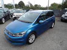Volkswagen Touran TDI SE Family - U10430