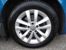 Volkswagen Touran TDI SE Family - U10430