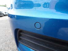 Volkswagen Touran TDI SE Family - U10430