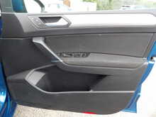 Volkswagen Touran TDI SE Family - U10430