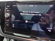 Volkswagen Touran TDI SE Family - U10430