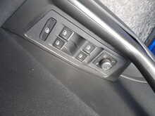 Volkswagen T-Roc TSI EVO SE - U10434